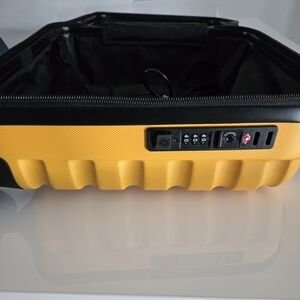 Luggage Personal Item size